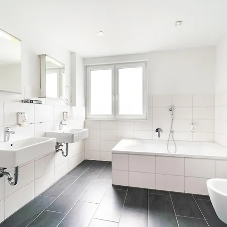 Bella Fino - & מלון