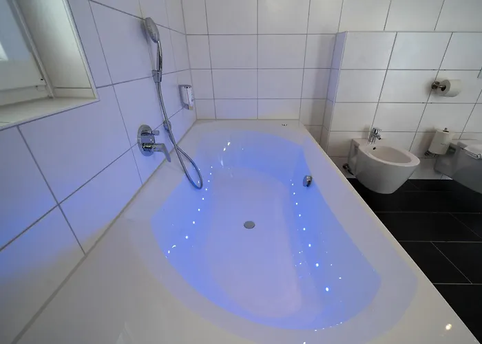 Bella Fino - & 酒店